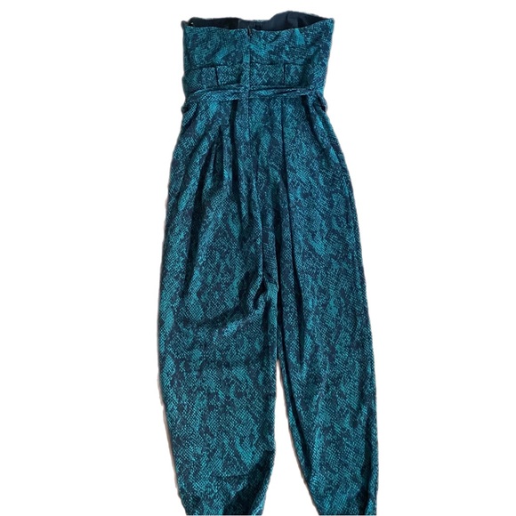 Michael Costello x REVOLVE Gwendolyn Jumpsuit in Green Snake small nwt strapless - Picture 7 of 8